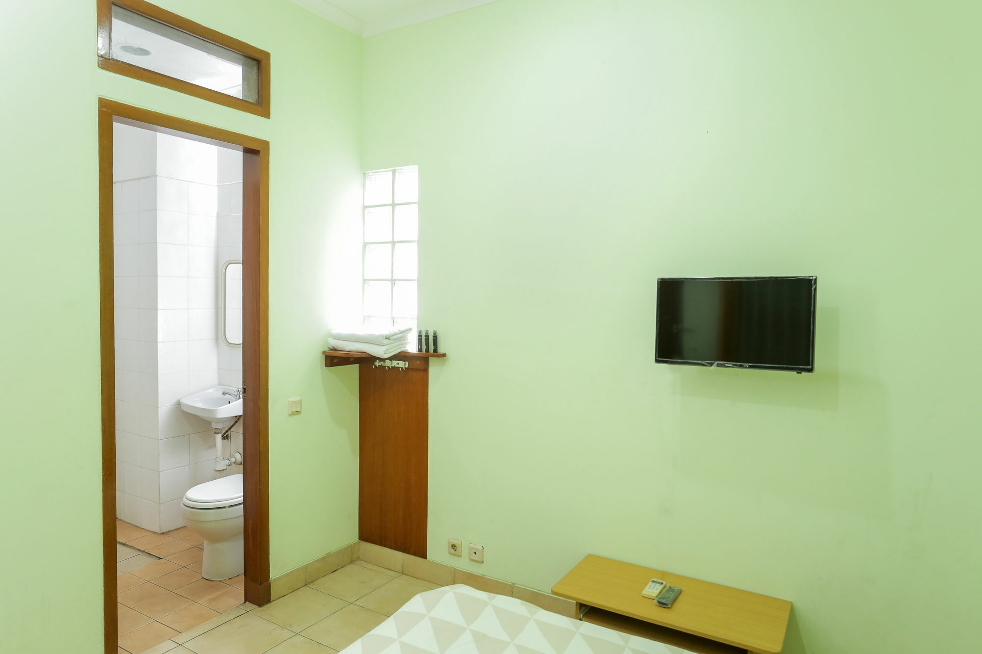 Reddoorz Near Sukajadi Hotel Бандунг Екстериор снимка